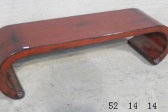 table en lacquer rouge avec scroll feet